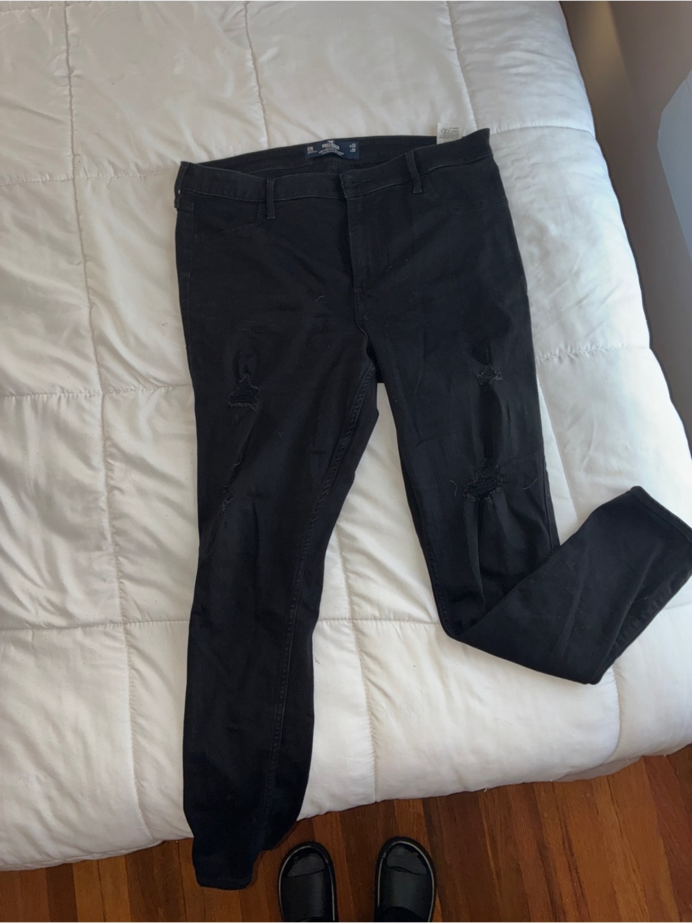Hollister Black Distressed Jeans